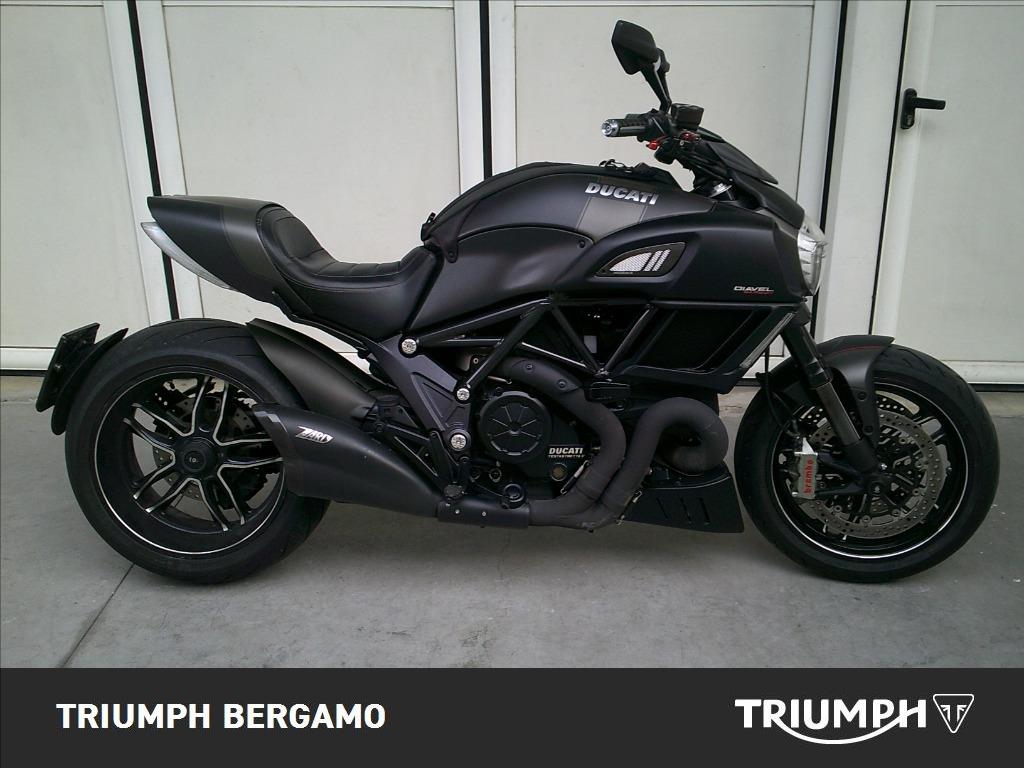 DUCATI Diavel 1199 Carbon