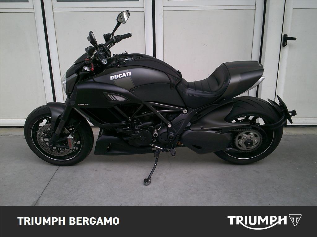 DUCATI Diavel 1199 Carbon