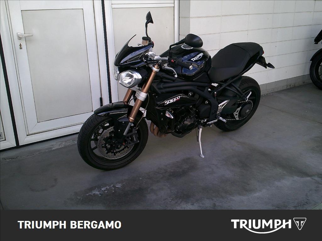 TRIUMPH Speed Triple 1050 