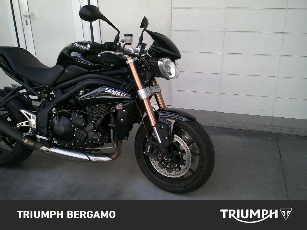 TRIUMPH Speed Triple 1050 