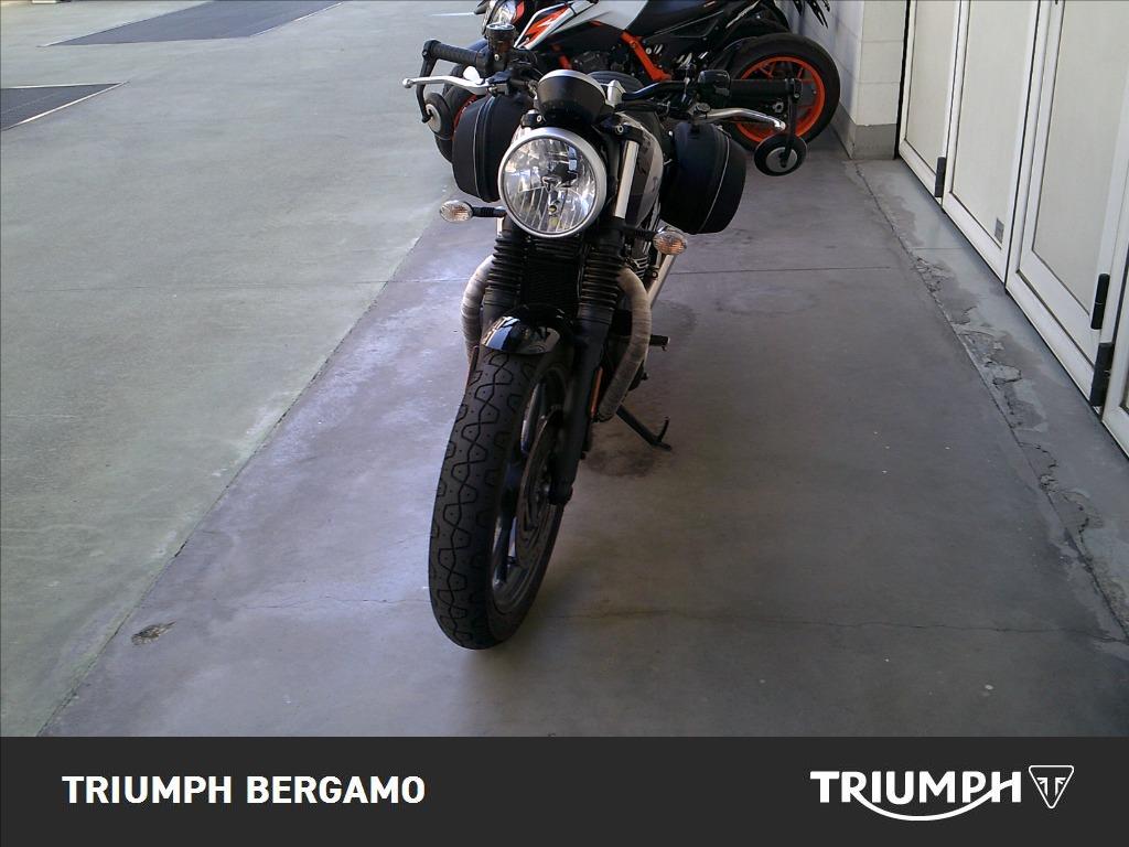 TRIUMPH Street Twin 900 